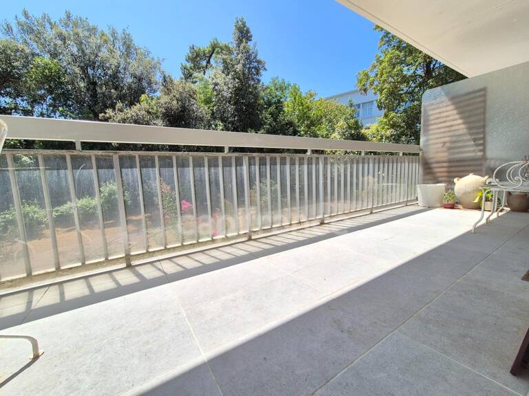 Appartement à vendre 3 pièces ROYAN (17) - Terrasse — photo 1