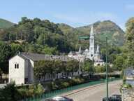 DEMEURE DE PRESTIGE FACE AUX SANCTUAIRES DE LOURDES — photo 4