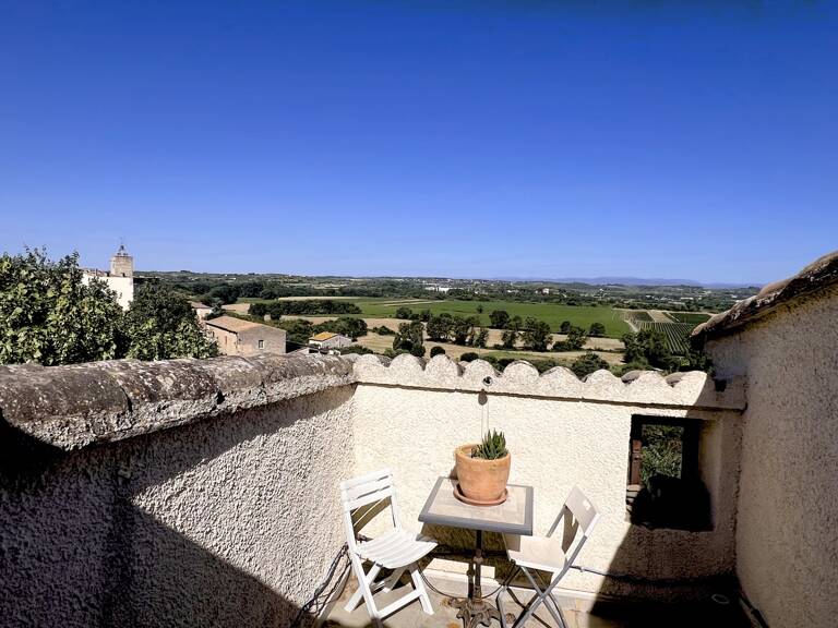 Maison de village avec terrasse tropézienne, vue dégagée et fort potentiel – Castelnau-de-Guers — photo 1