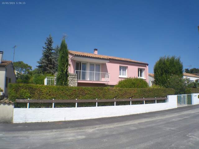 ⚜ COGNAC A Vendre Maison surélevée ⚜ — photo du bien