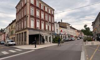 Commerce 4 Pièces 57 m² à louer à Bourgoin-Jallieu (38300)