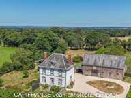 Maison bourgeoise à vendre 4 chambres SAINT DENIS DE GASTINES (53) sur terrain de 5 400 m2 — photo 2