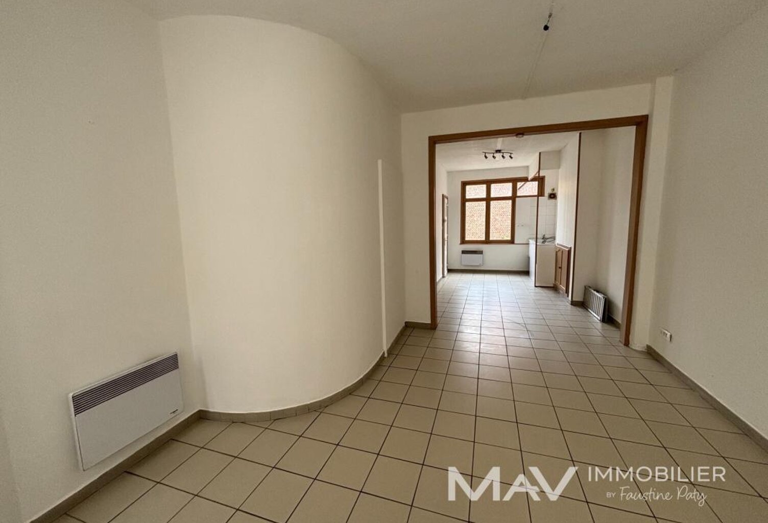 SAINT-OMER - LOCAL COMMERCIAL DE 37m² — photo 1