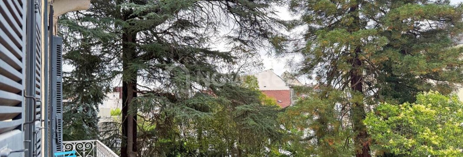 Appartement 8 Pièces 250 m² à vendre à Pau (64000)