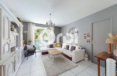 T4 lumineux avec balcon, parking et cave – Environnement verdoyant, idéal famille ! — photo du bien