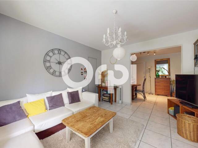 T4 lumineux avec balcon, parking et cave – Environnement verdoyant, idéal famille ! — photo du bien