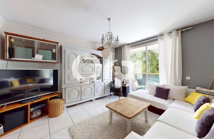 T4 lumineux avec balcon, parking et cave – Environnement verdoyant, idéal famille ! — photo 3