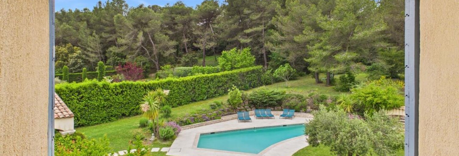 Maison 8 Pièces 233 m² à vendre à Rognes (13840)