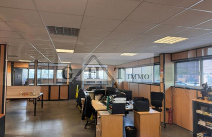 Entrepot / local d'activités de 5740m2 à vendre Argenteuil — photo 5