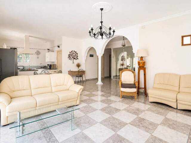 Villa plain pied 4 pièces - 116 m² - Candillargues — photo du bien