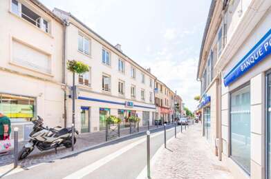 Appartement 5 pièces 305000 €