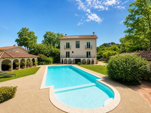 Maison de 7 pièces de 207 m² à Rieux-Volvestre — photo du bien