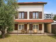 Maison de 7 pièces de 147 m² à Villejuif — photo 2