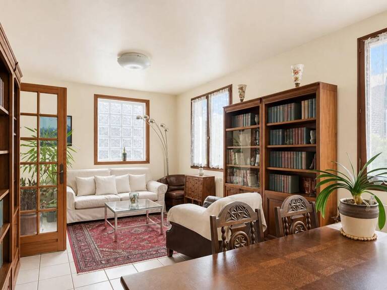 Maison de 7 pièces de 147 m² à Villejuif — photo 1