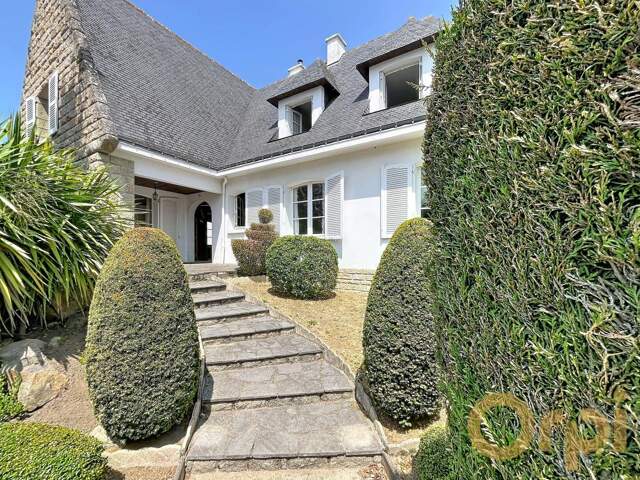 Maison familiale à deux pas du port et des commerces en EXCLUSIVITÉ avec ORPI AFM IMMOBILIER — photo du bien