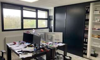 Bureau  430 m² à louer à Guipavas (29490)