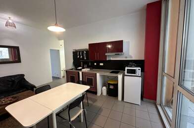 Appartement 2 pièces 806 €