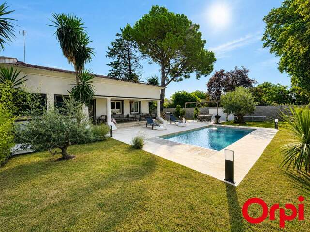 TOURBES -Maison T4 avec studio indépendant, piscine sur terrain arboré — photo du bien