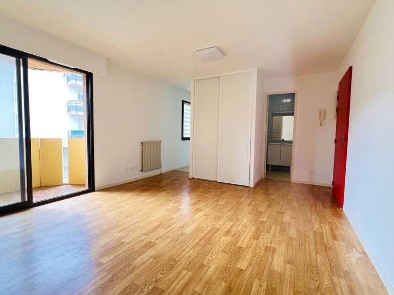 Studio avec terrasse à louer - 25m² - centre-ville Mont de Marsan — photo 1