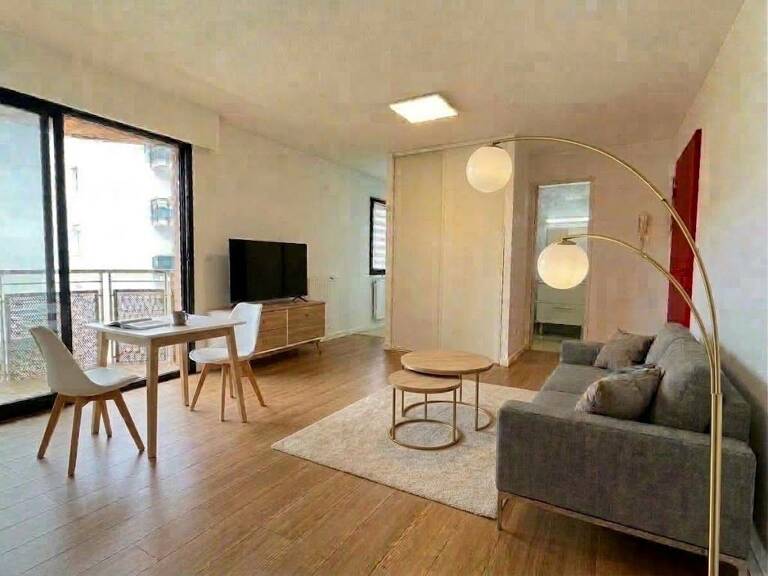 Studio meublé avec terrasse à louer - 25m² - centre-ville Mont de Marsan — photo 1