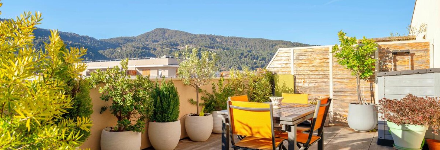 Appartement 3 Pièces 64 m² à vendre à Solliès-Pont (83210)
