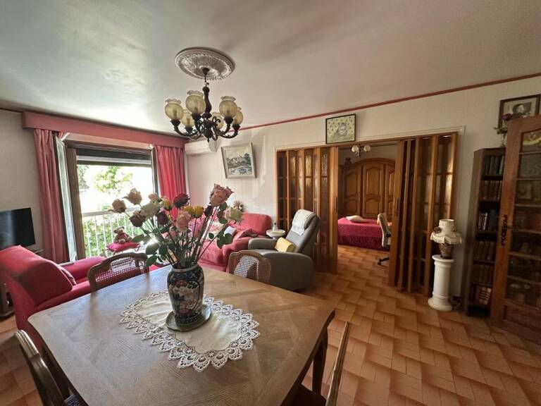 Appartement À Vendre type 66 m² 1er étage avec garage — photo 1