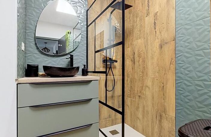 Appartement T3 de 78 m² entièrement rénové — Centre historique de Fréjus — photo 5