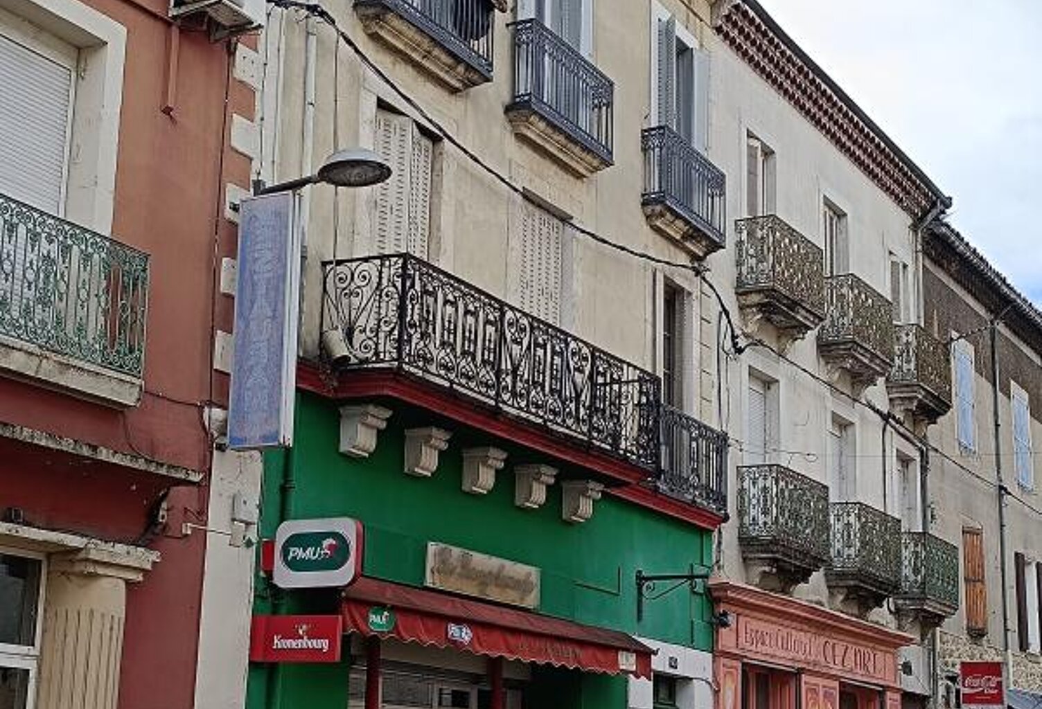 Exclusivité : Bessèges – Café • Bar • PMU • FDJ – Emplacement centre-ville, fort potentiel de développement — photo 1