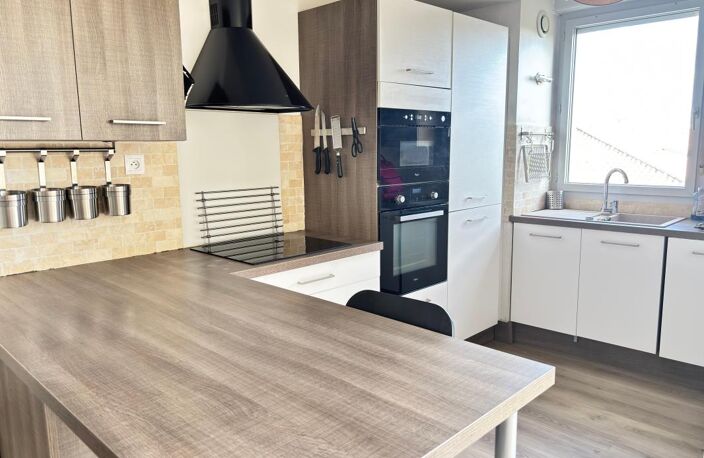   À louer – Appartement T3 meublé – 58,3 m² – Balcon + 2 parkings — photo 4