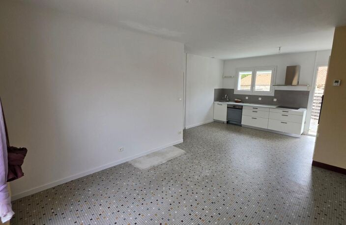 Plain-pied de 95 m² - Saint Georges de Montaigu — photo 2