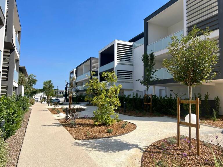 APPARTEMENT T3 DE STANDING DANS RESIDENCE AVEC PISCINE GARAGE ET STATIONNEMENT — photo 1