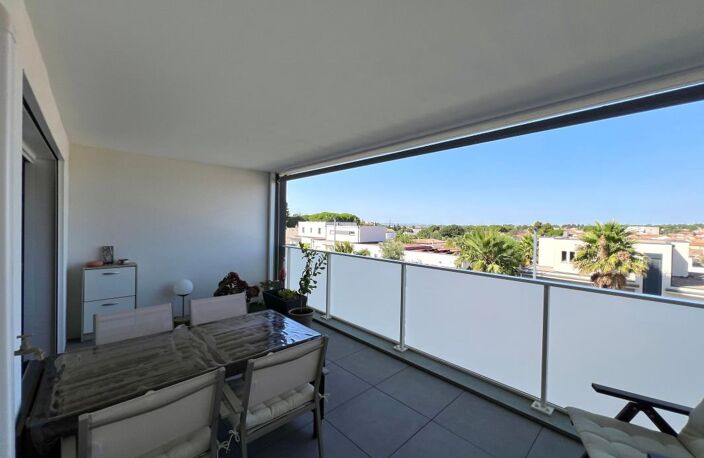 APPARTEMENT T3 DE STANDING DANS RESIDENCE AVEC PISCINE GARAGE ET STATIONNEMENT — photo 2