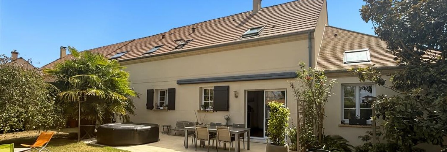 Maison 6 Pièces 197 m² à vendre à Hodent (95420)