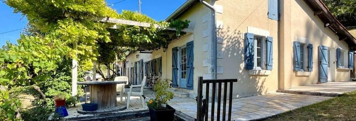 Maison 9 Pièces 216 m² à vendre à Château-l'Évêque (24460)