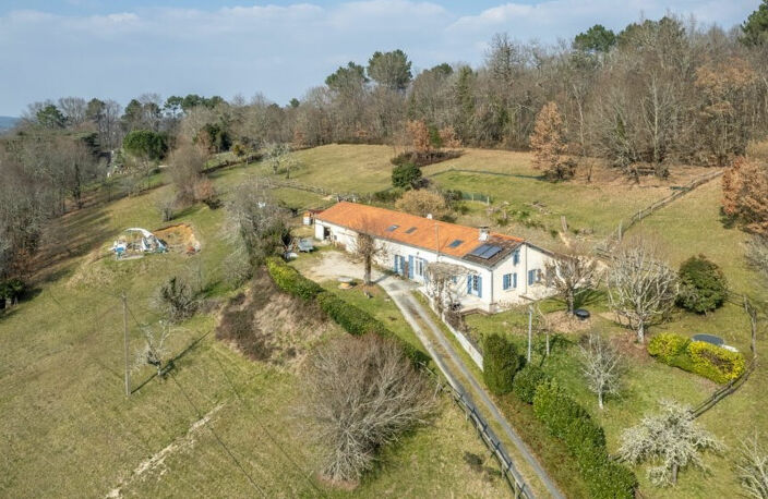 Propriété 216 m2 sur parcelles de 12866 m2 — photo 4