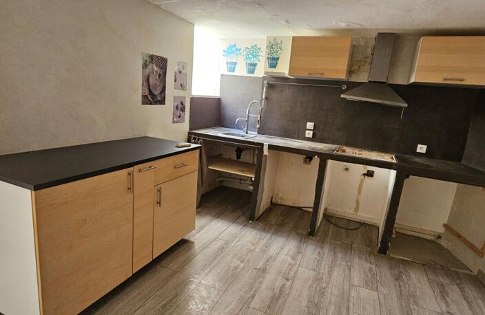 Duplex de caractère sous verrière zénithale - dernier étage - Perpignan La Réal — photo 4