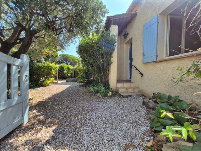 Maison de plain-pied 112 m2 avec garage entre Le Brusc et La Coudoulière — photo du bien