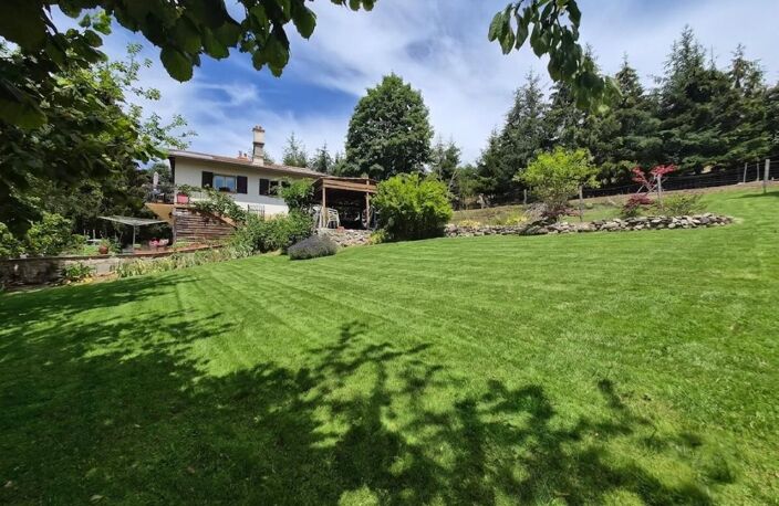 Maison Vollore Montagne 11 pièces +/-180 m2 avec 5400m2 environ de jardin — photo 2