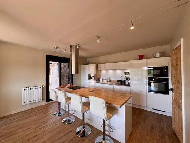 Maison Nevers 7 pièces 295 m2- Magnifique vue - Garage - 6 chambres — photo du bien