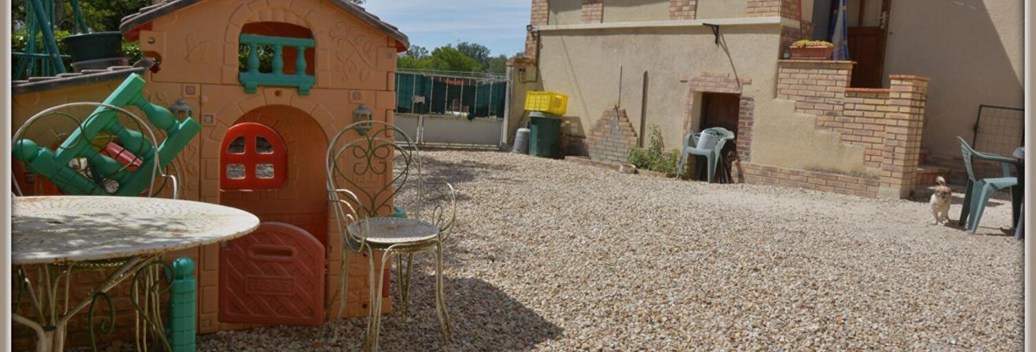 Maison 4 Pièces 126 m² à vendre à Ivoy-le-Pré (18380)