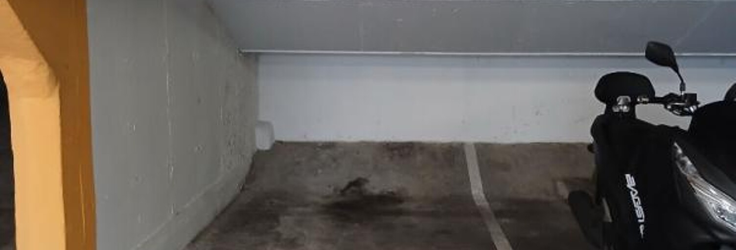Garage   m² à vendre à Paris 12 (75012)