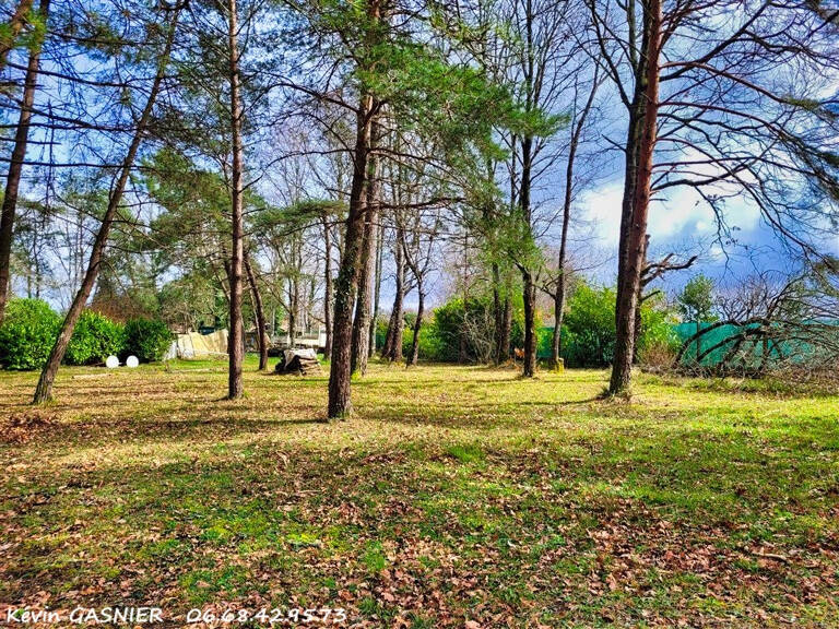 DIRAC (16410) : Terrain constructible de 1043m2 a viabiliser — photo 1