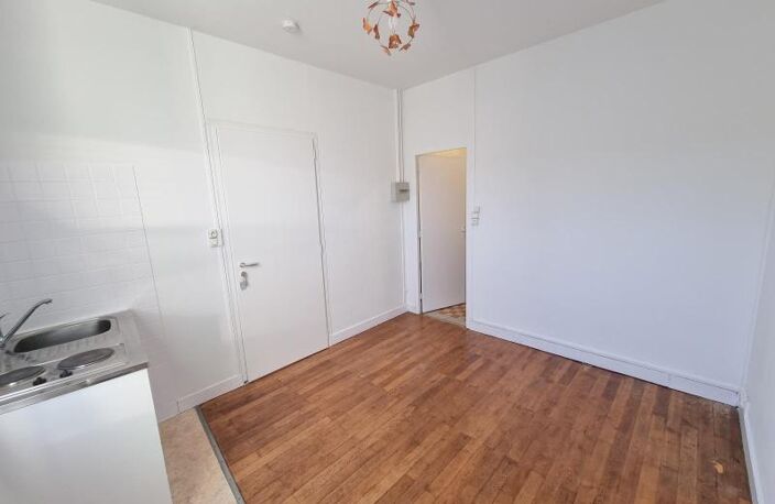Location appartement 1 pièce 14 m² à Tours (37000) — photo 2