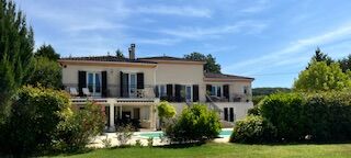 Magnifique maison récente avec piscine, jardin avec vue sur la campagne, situation calme dans une impasse