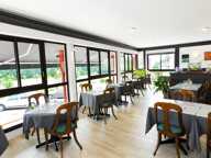 HÔTEL RESTAURANT AVEC PISCINE — photo 2