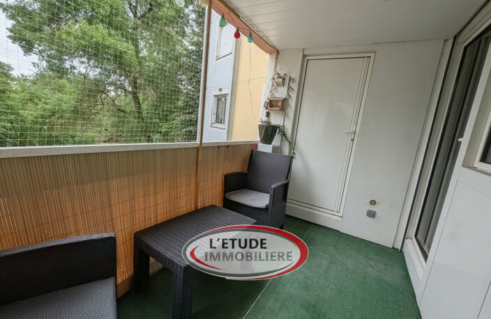 Rezé -- Appartement T3 de 67 m2 avec terrasse -- À 2 pas du fu — photo 2