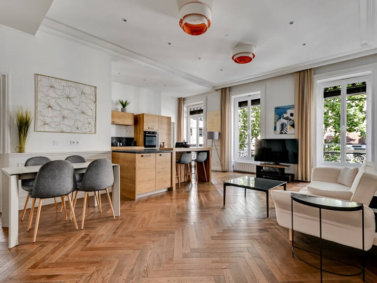 TÊTE D'OR / MASSÉNA  Appartement avec 3 chambres et un balc — photo 1