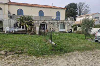 Appartement 4 pièces 296800 €