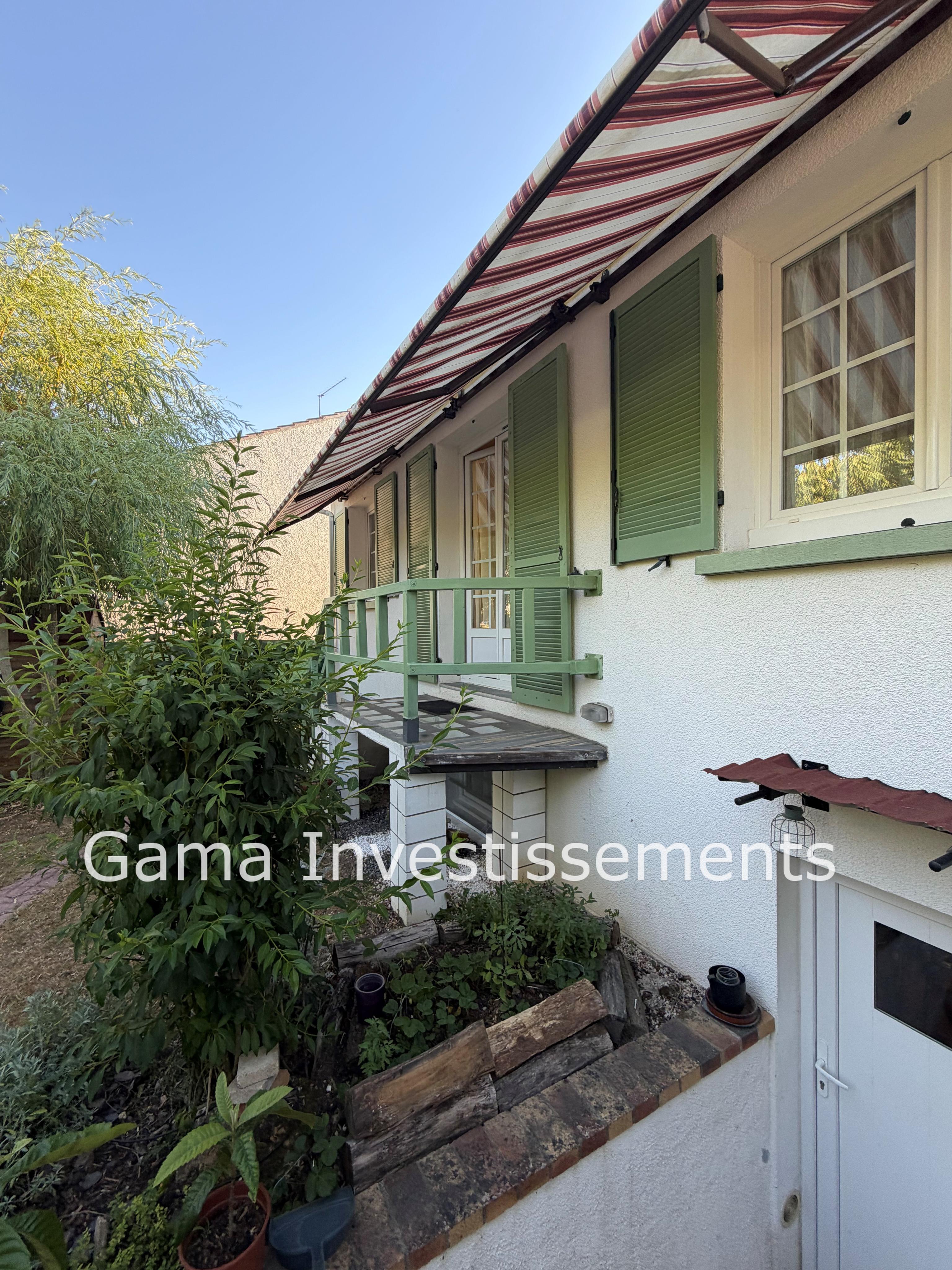 Maison familiale d'exception - 148 m² utiles (132 m² hab) - Clés en main, DPE C, Jardin arboré - Environ Arpajon.