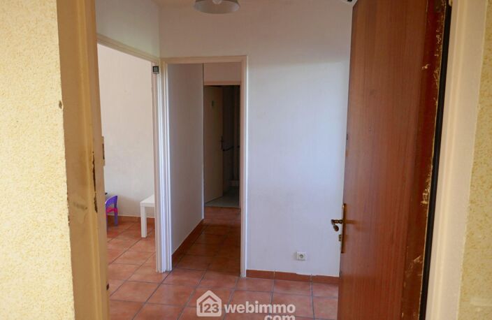 Appartement - 73m² - Arles — photo 2